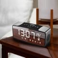 Miniatyrbild 2 av 4: Bluetooth klockradio FM-högtalare extra ingång