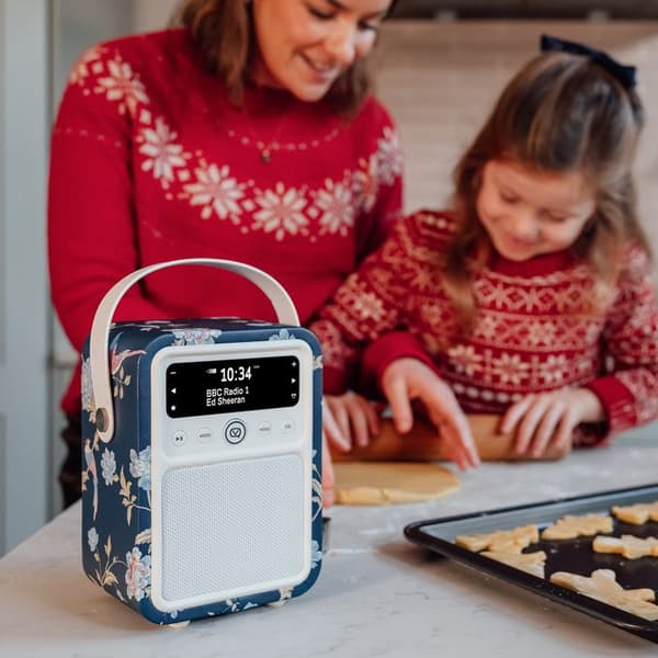 Radio Bärbar - Laura Ashley - Elveden Marine - DAB Plus - Bluetooth - Väckradio