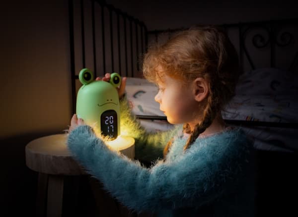 RKIDSFROG BIGBEN Trevor, väckarklocka och nattlampa för barn