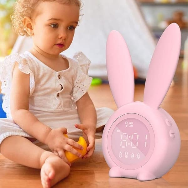 OBOSOE Digital Kids Clock / Kids Vækkeur Kanin – Justerbar Natlys Med 5 Genopladelige Alarmer Til Soveværelse
