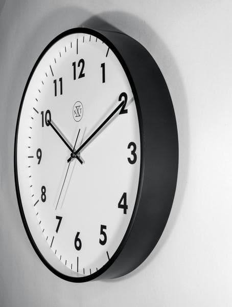 NeXtime NX-7317-V2 Vægur NXT SILENT CLOCK 40cm Plast Sort, Hvid Urskive