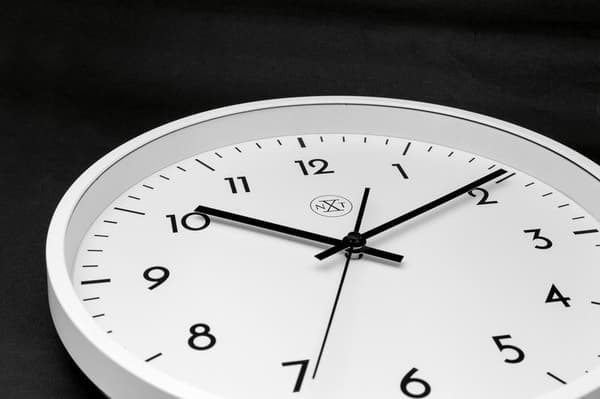 NeXtime NX-7320 Vægur NXT Diameter 30 cm Plast Hvid, Hvid Urskive