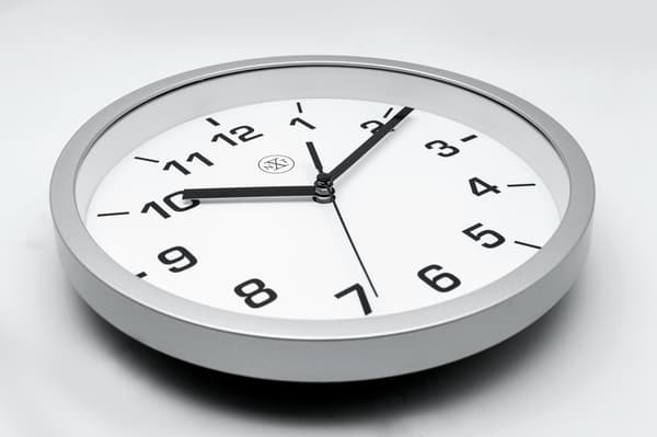 NeXtime NX-7321ZI Vægur NXT Diameter 20cm Plast Sølv, Hvid Urskive