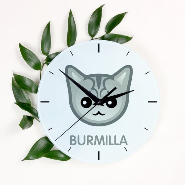 Burmilla - MDF-klocka med Art-Dog-grafik och inskription