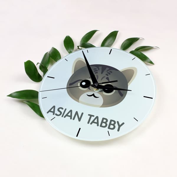 Asiatisk tabby MDF-ur med grafik og inskription af Art-Dog-mærket