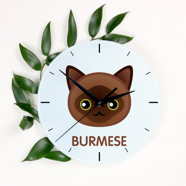 Burmesisk - MDF ur med Art-Dog mærke grafik og inskription
