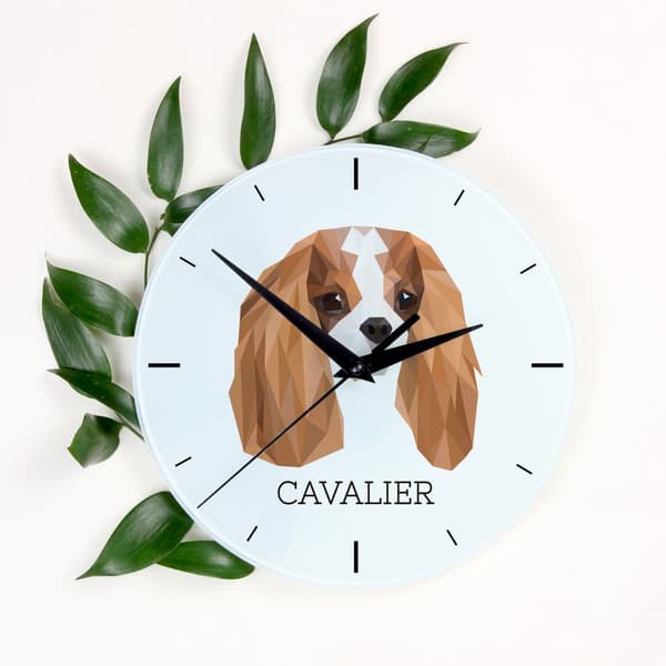 Cavalier King Charles Spaniel - en geometrisk väggklocka med ett foto och en inskription från märket Art-Dog