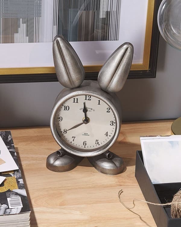 THUSIS skrivbordsklocka 15 cm metall silver Lumarko!