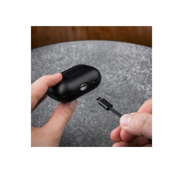 Fast, hörlursfodral med MagSafe-stöd, Apple AirPods Pro 2/Pro 2 (USB-C), svart, läder