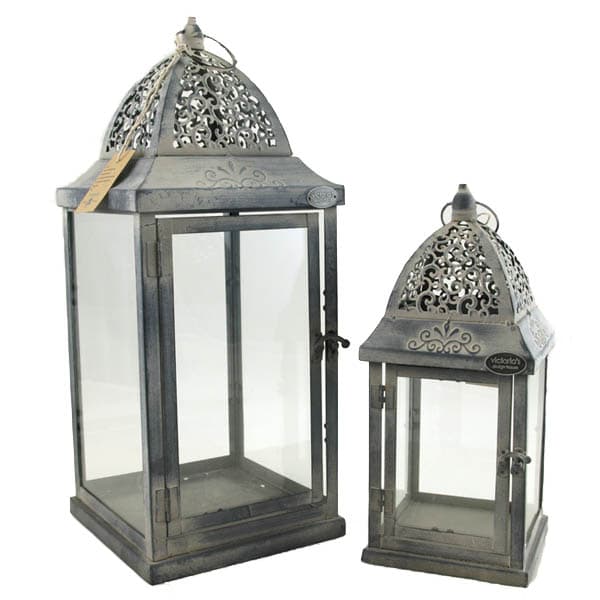 Set om två stora sirliga lyktor i shabby chic stil smide