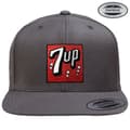 Miniatyrbild 3 av 3: 7UP Retro Logo Patch Snapback Cap