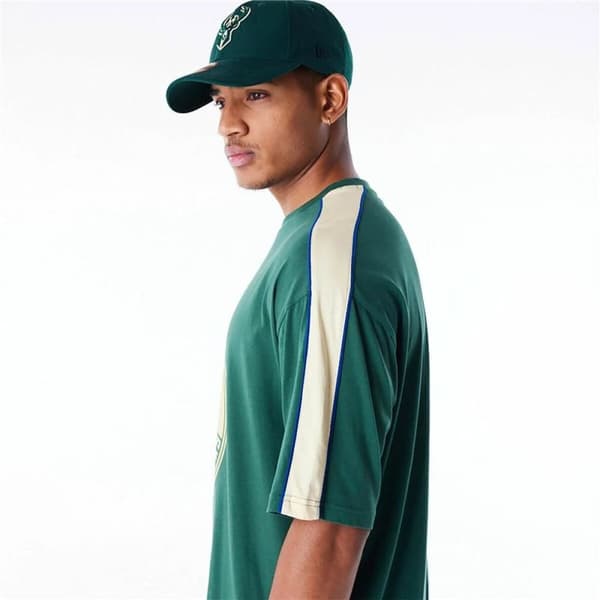 Miesten T-paita New Era NBA PANEL OS Milwaukee Bucks Vaaleanvihreä - S