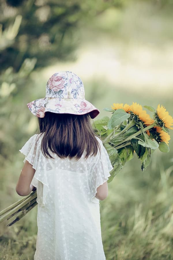 Sommarhatt för tjejer AVA FLOWER 56 (ålder 7 - 11) Sommarhatt för tjejer AVA BLOMMA