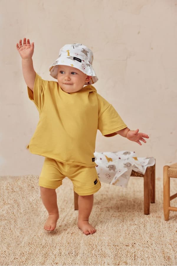 Babyhue BABY ZOO WHITE 46 (alder 6-12 måneder)