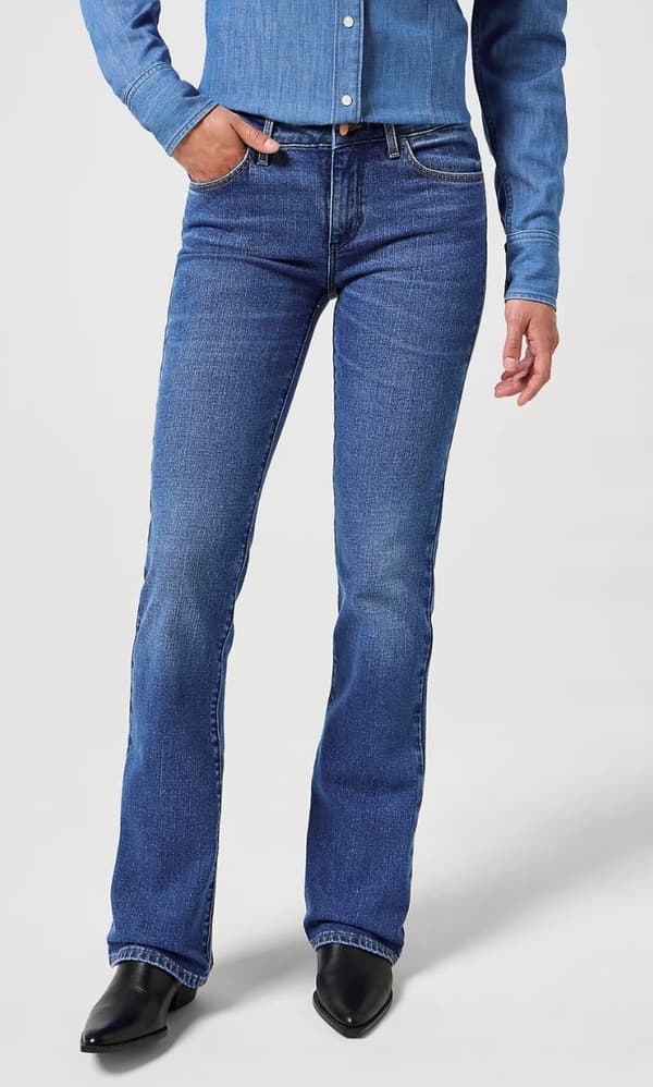 Wrangler BOOTCUT Lucy FARKUT NAISTEN LEVEÄSTI LEVEÄT FARKUT W32 L32