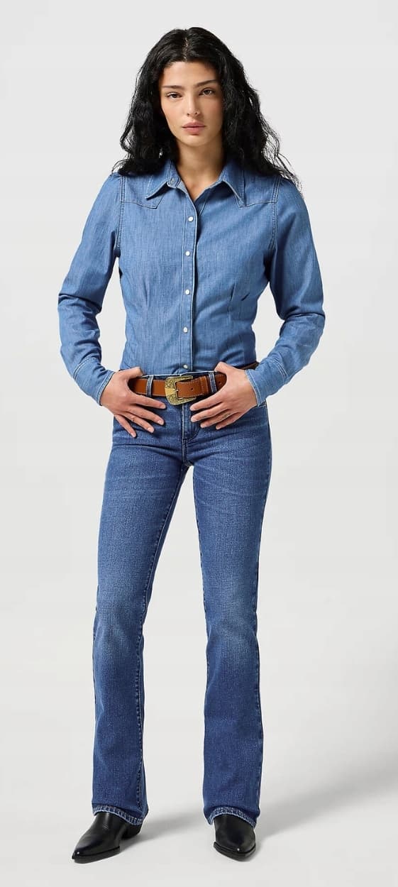 Wrangler BOOTCUT Lucy FARKUT NAISTEN LEVEÄSTI LEVEÄT FARKUT W32 L32
