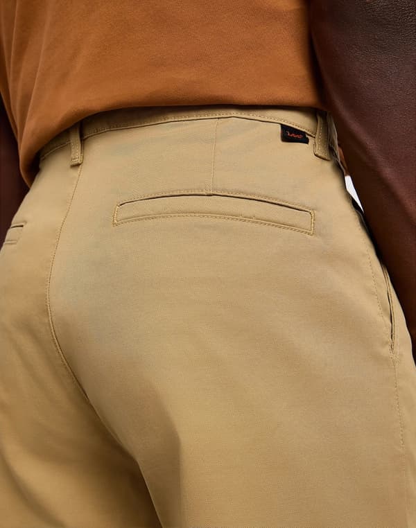 Lee RELAXED CHINO Clay Chetopa Twill LOOSE BROWN CHINO W32 L32