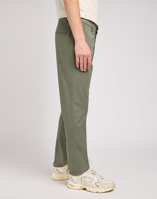 Lee SLIM CHINO Olive Grove Chetopa Twill GREEN TAPERED CHINO W30 L30