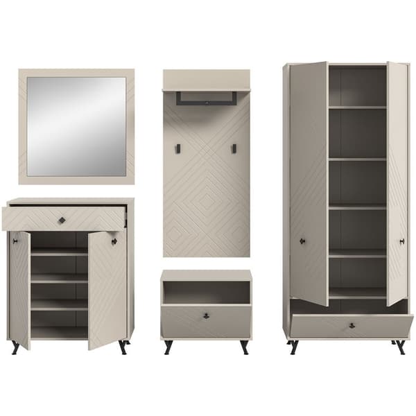 Notes garderobe oppstilling matt beige.
