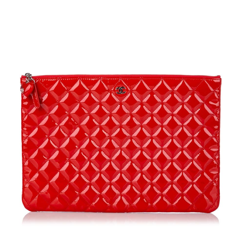 Pre-owned Chanel Matelasse CC Patent Leather Clutch Bag Red
