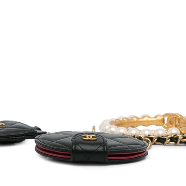 Pre-owned Chanel Lambskin Pearl Crown CC Wristlet Multi Pouches Black