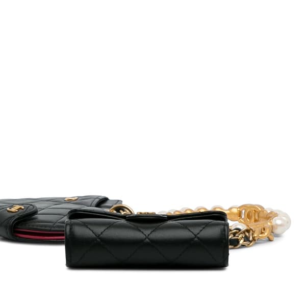 Pre-owned Chanel Lambskin Pearl Crown CC Wristlet Multi Pouches Black