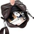 Miniatyrbild 7 av 11: Stilren och Hållbar Crossbody Väska i Äkta Läder - Perfekt för Vardag och Resa