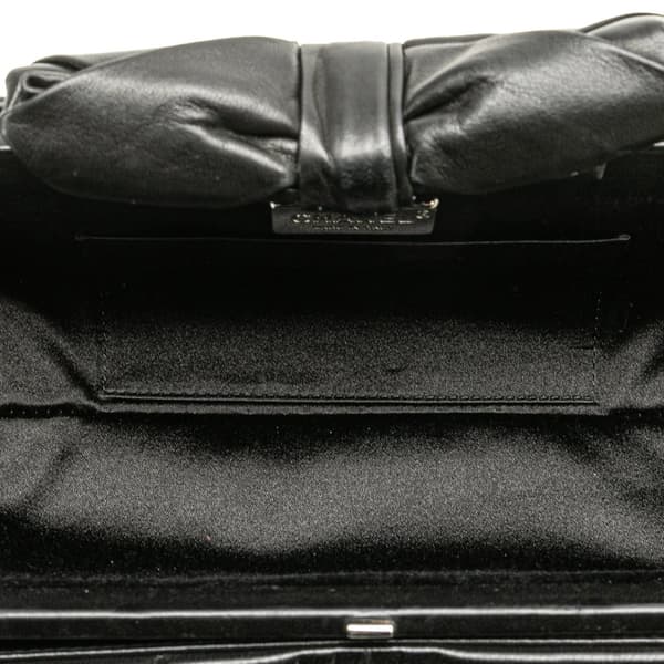 Pre-owned Chanel Lambskin Bow Long Clutch Black