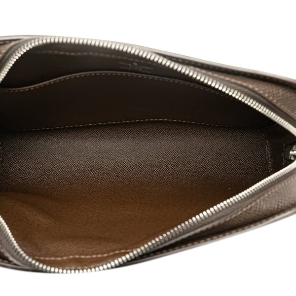 Pre-owned Louis Vuitton Taiga Pochette Baikal Brown