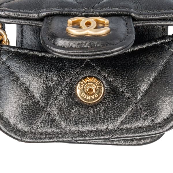 Pre-owned Chanel Lambskin Pearl Crown CC Wristlet Multi Pouches Black