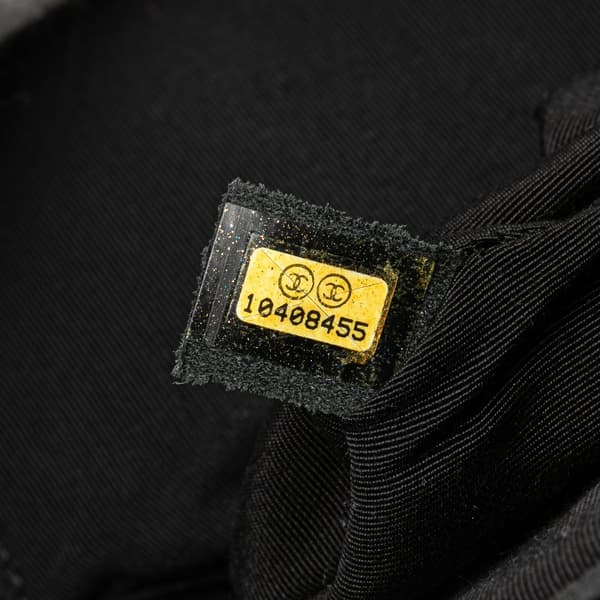 Pre-owned Chanel Quilted Velvet Camellia Wristlet Clutch Black