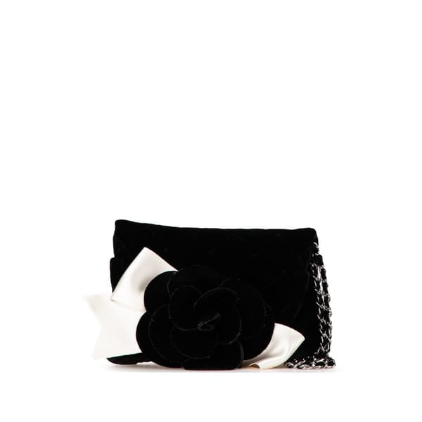 Pre-owned Chanel Quilted Velvet Camellia Wristlet Clutch Black