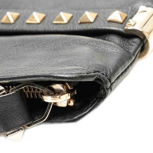 Pre-owned Valentino Leather Rockstud Wristlet Clutch Black