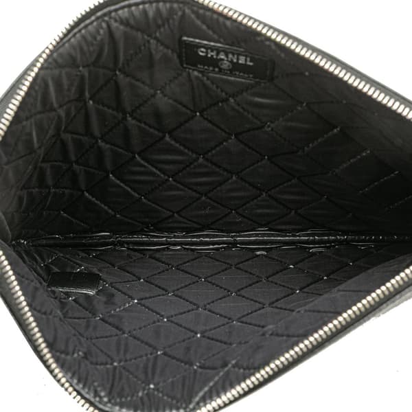 Pre-owned Chanel Medium Caviar Deauville Studded O Case Clutch Black