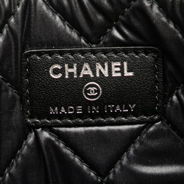 Pre-owned Chanel Medium Caviar Deauville Studded O Case Clutch Black