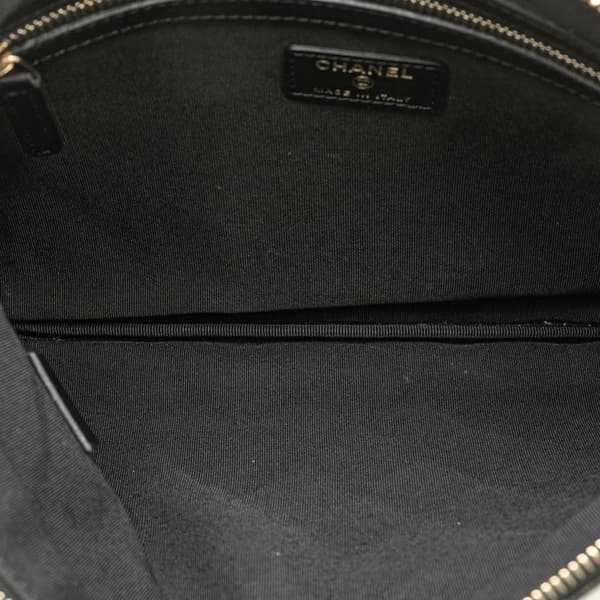 Pre-owned Chanel Medium Quilted Caviar Boy O Case Clutch Black