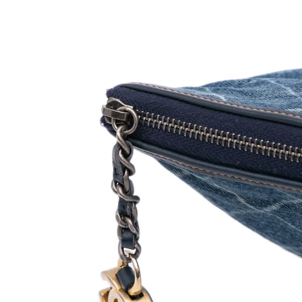 Pre-owned Chanel Large Denim Gabrielle O Case Clutch Blue