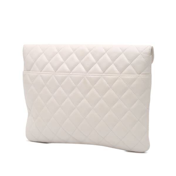 Pre-owned Chanel Quilted Calfskin Logo Enchained Clutch White