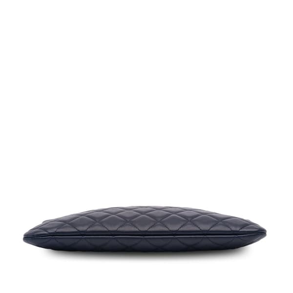 Pre-owned Chanel Medium Quilted Lambskin O Case Clutch Blue