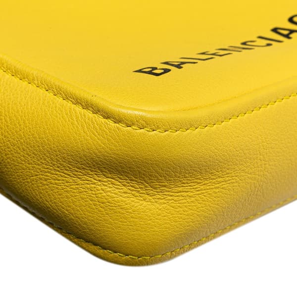 Pre-owned Balenciaga Leather Triangle Clutch M Yellow