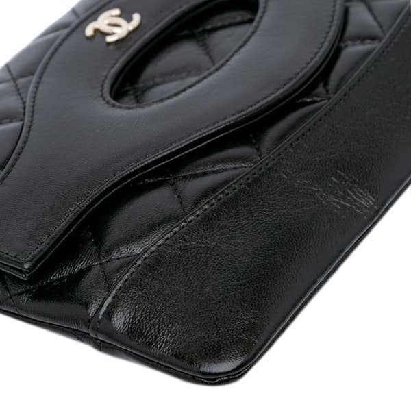Pre-owned Chanel Shiny Crumpled Calfskin 31 Clutch Black