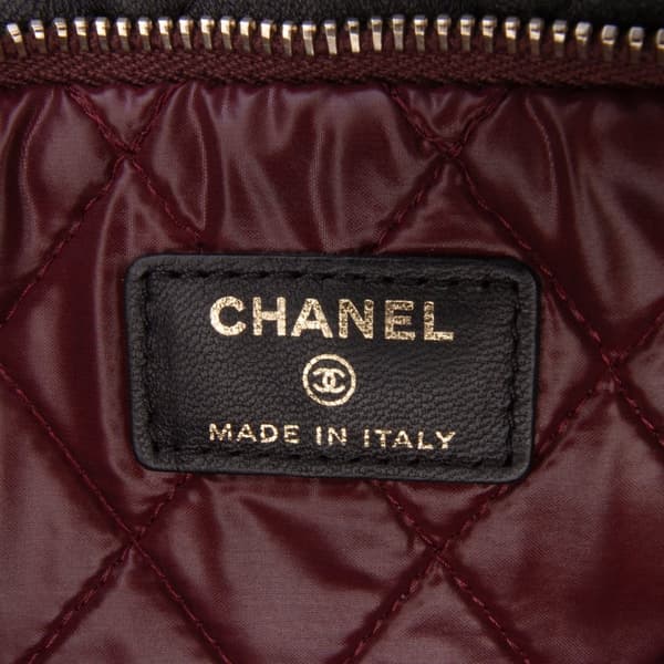Pre-owned Chanel CC Quilted Lambskin Foldover Clutch Black