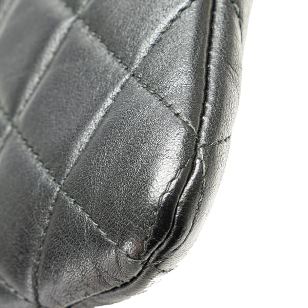 Pre-owned Chanel Medium Quilted Caviar Boy O Case Clutch Black