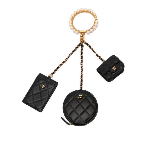Pre-owned Chanel Lambskin Pearl Crown CC Wristlet Multi Pouches Black