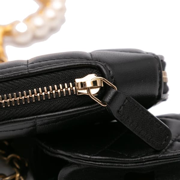 Pre-owned Chanel Lambskin Pearl Crown CC Wristlet Multi Pouches Black