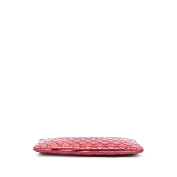 Pre-owned Chanel Large Quilted Patent O Case Clutch Red