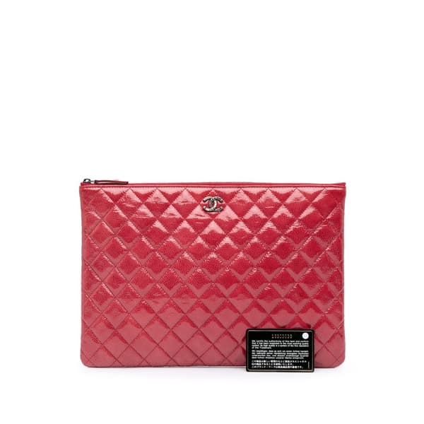 Pre-owned Chanel Large Quilted Patent O Case Clutch Red