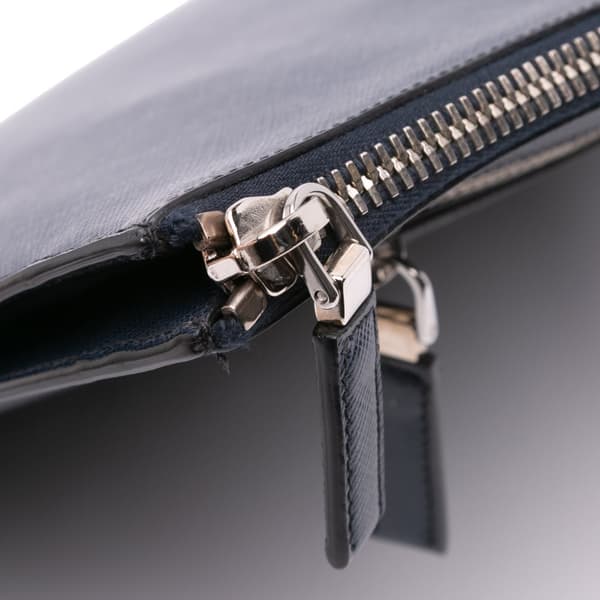 Pre-owned Prada Saffiano Lux Zip Portfolio Blue