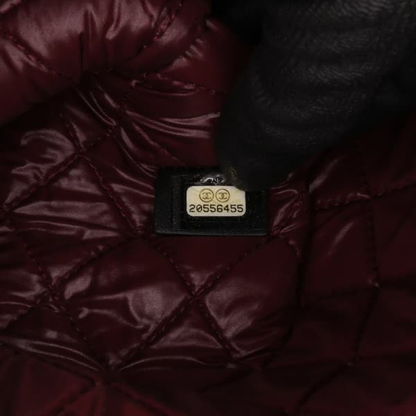 Pre-owned Chanel Medium Quilted Lambskin O Case Clutch Black