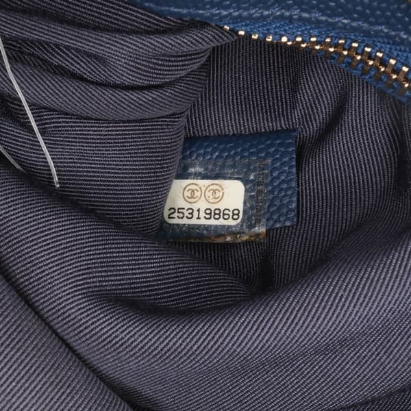 Pre-owned Chanel Medium Chevron Caviar Ancient Greek Charms O Case Clutch Blue